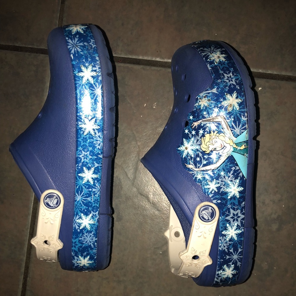 Frozen Light Up Crocs